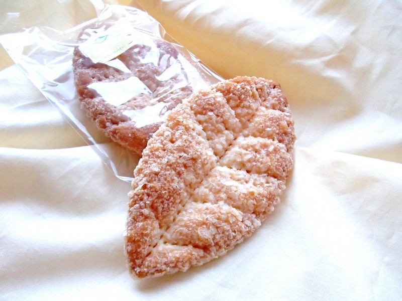 斗々庵二俣屋 リーフパイ 1枚130円